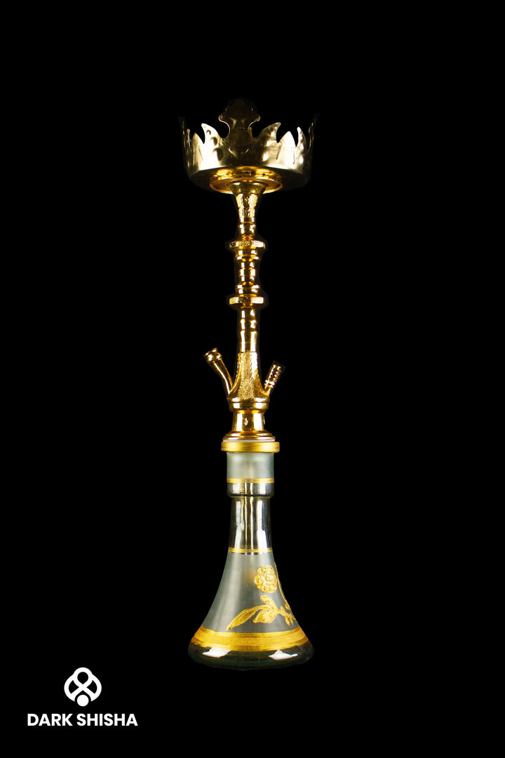 Narghilè Shisha Tradizionale Cheope da 70 cm, con design orientale, lavorato a mano in ottone inossidabile, dotato di tubo in pelle e legno, sistema a camera chiusa e ricami artigianali. Elegante e funzionale per un’esperienza autentica.